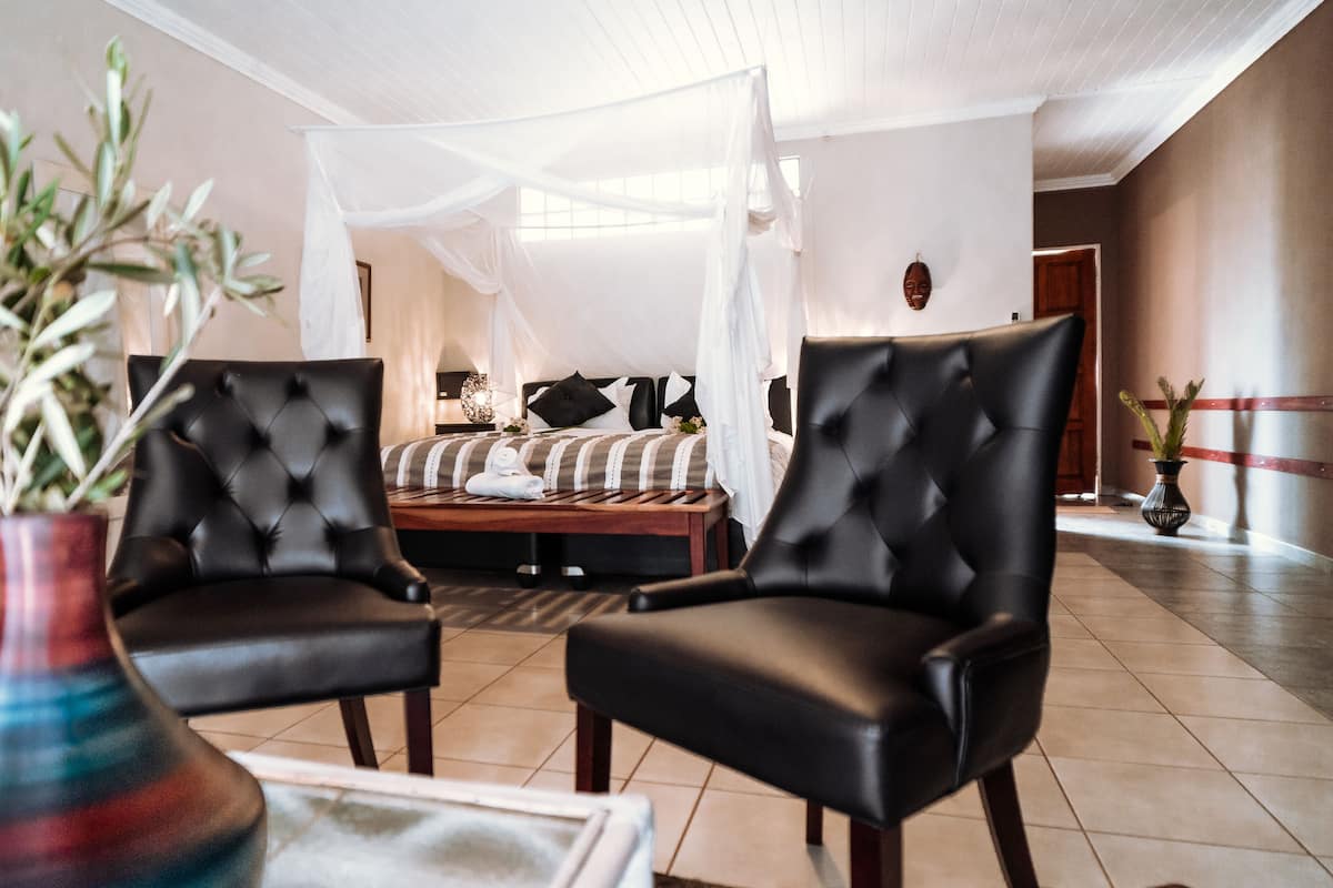 Deluxe Double or Twin Room | 1 bedroom, premium bedding, individually decorated, bed sheets