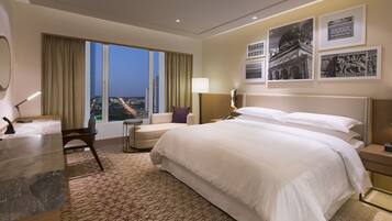 Minibar, Zimmersafe, individuell dekoriert, individuell eingerichtet