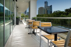 Terrace/patio - Homewood Suites by Hilton Miami Downtown/Brickell (Miami)