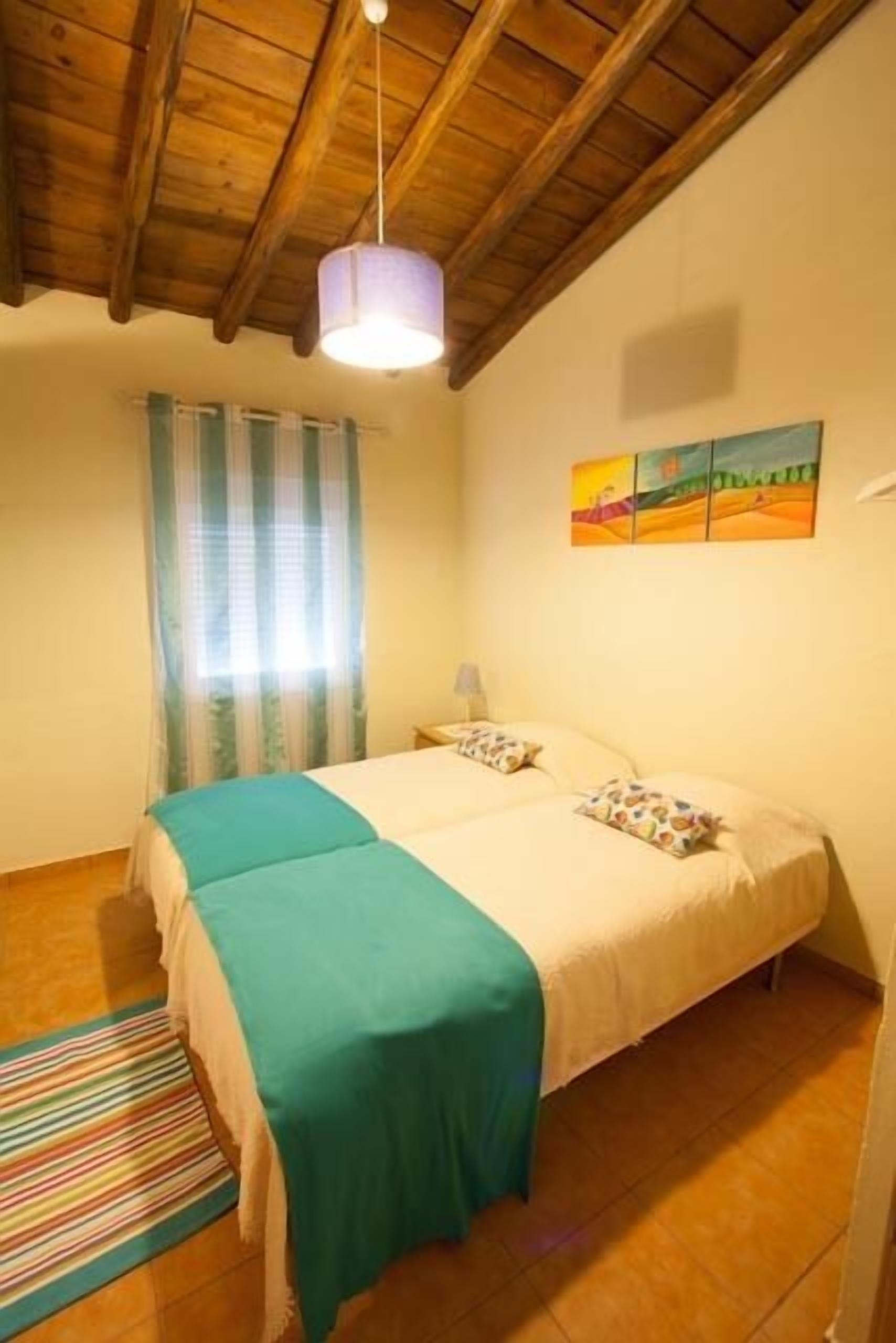 house, 2 bedrooms | minibar, desk, free rollaway beds, free wifi