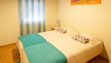 Minibar, escritorio y camas plegables/adicionales gratuitas