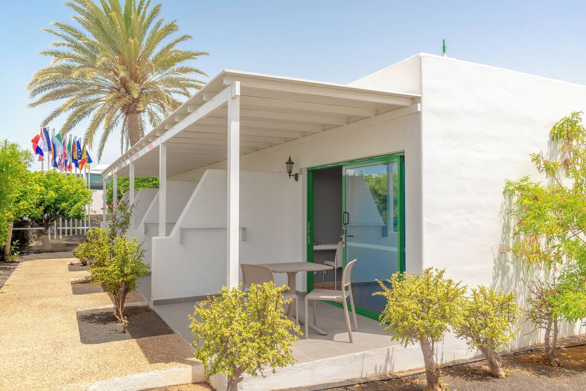 Studio | 1 bedroom, desk, laptop workspace, free WiFi