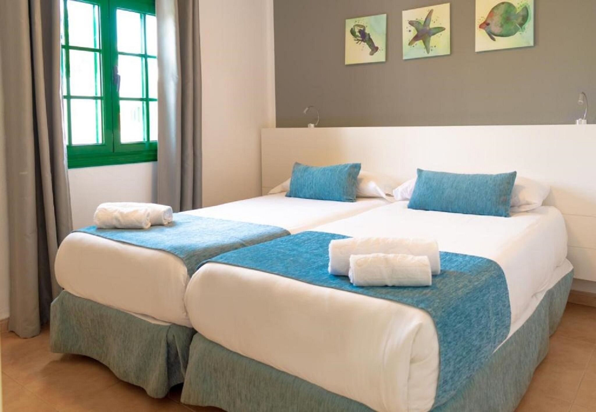 1 habitación, escritorio, wifi gratis y ropa de cama 