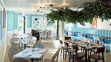 Frokostbuffé er inkludert hver dag