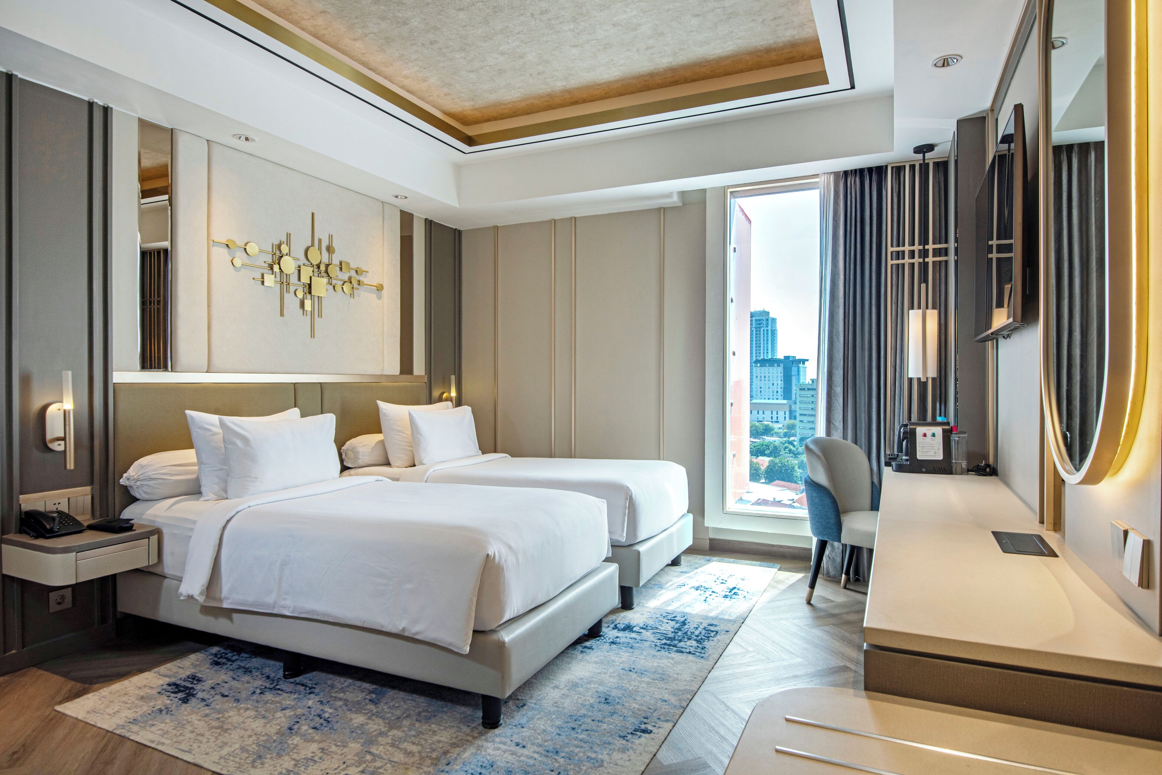 Kamar Eksekutif, 1 Tempat Tidur Double atau 2 Tempat Tidur Twin | Minibar, brankas, meja kerja, dan kedap suara