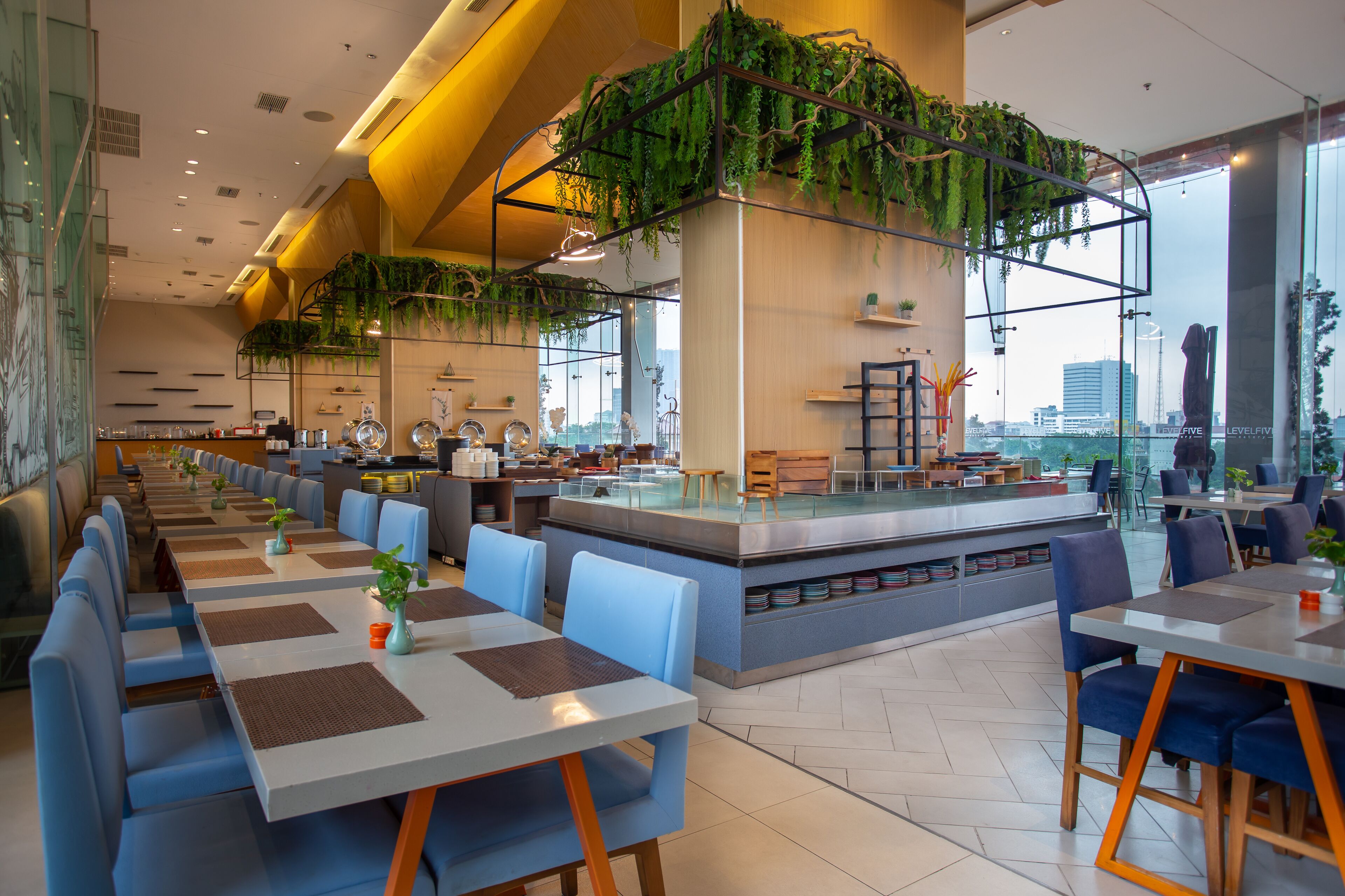 daily buffet breakfast (idr 175000 per person)