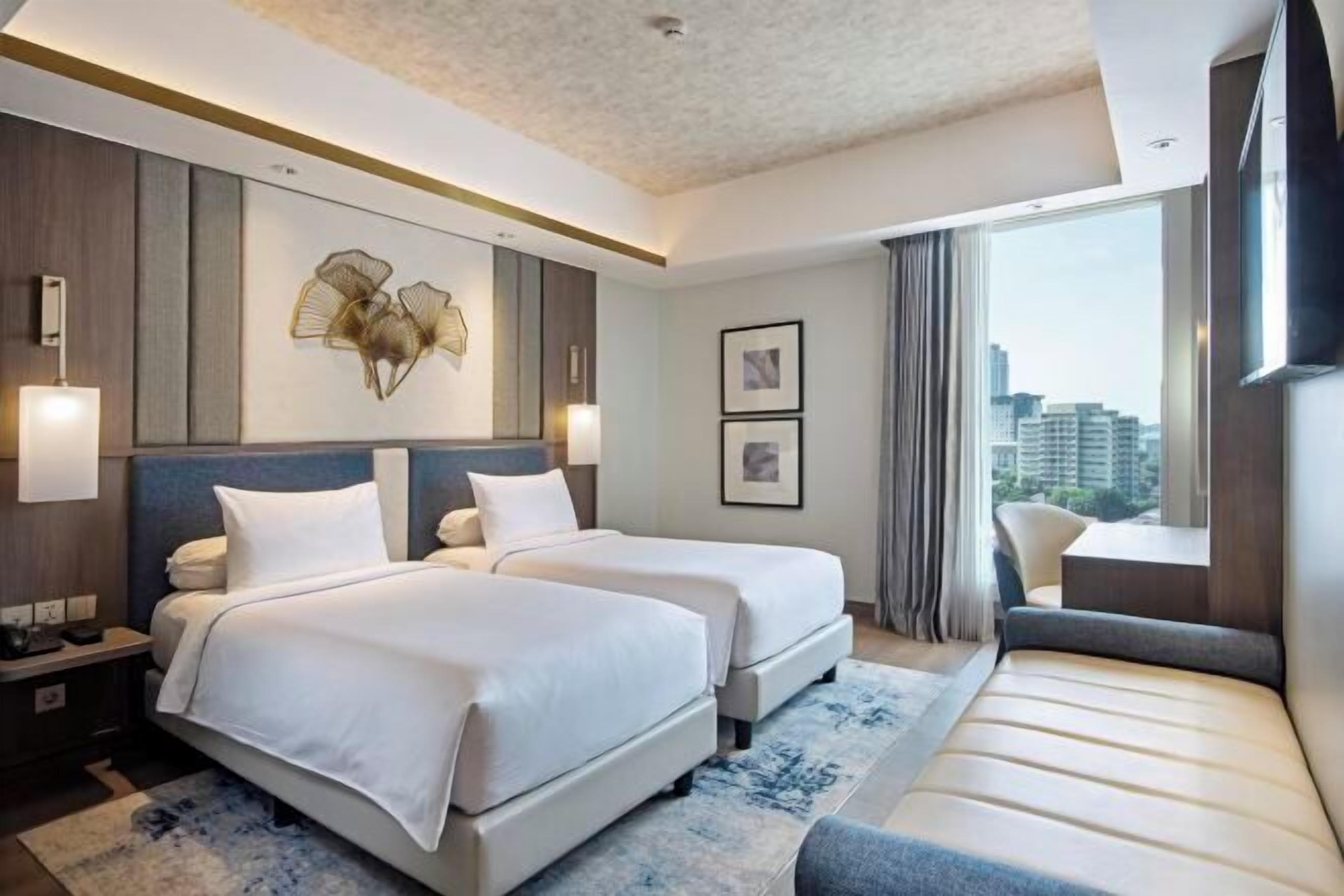 Minibar, in-room safe, desk, soundproofing