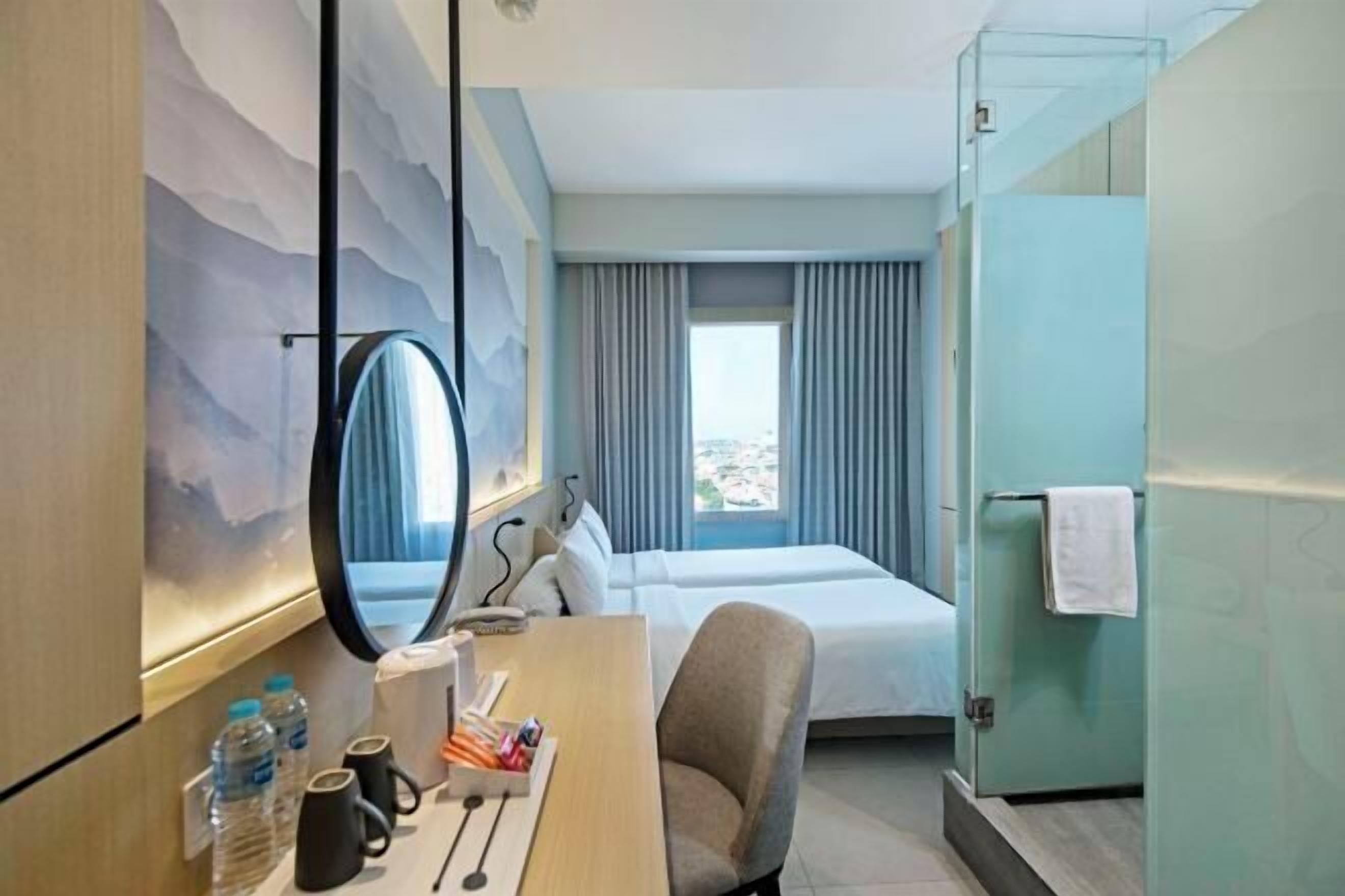 Minibar, in-room safe, desk, soundproofing