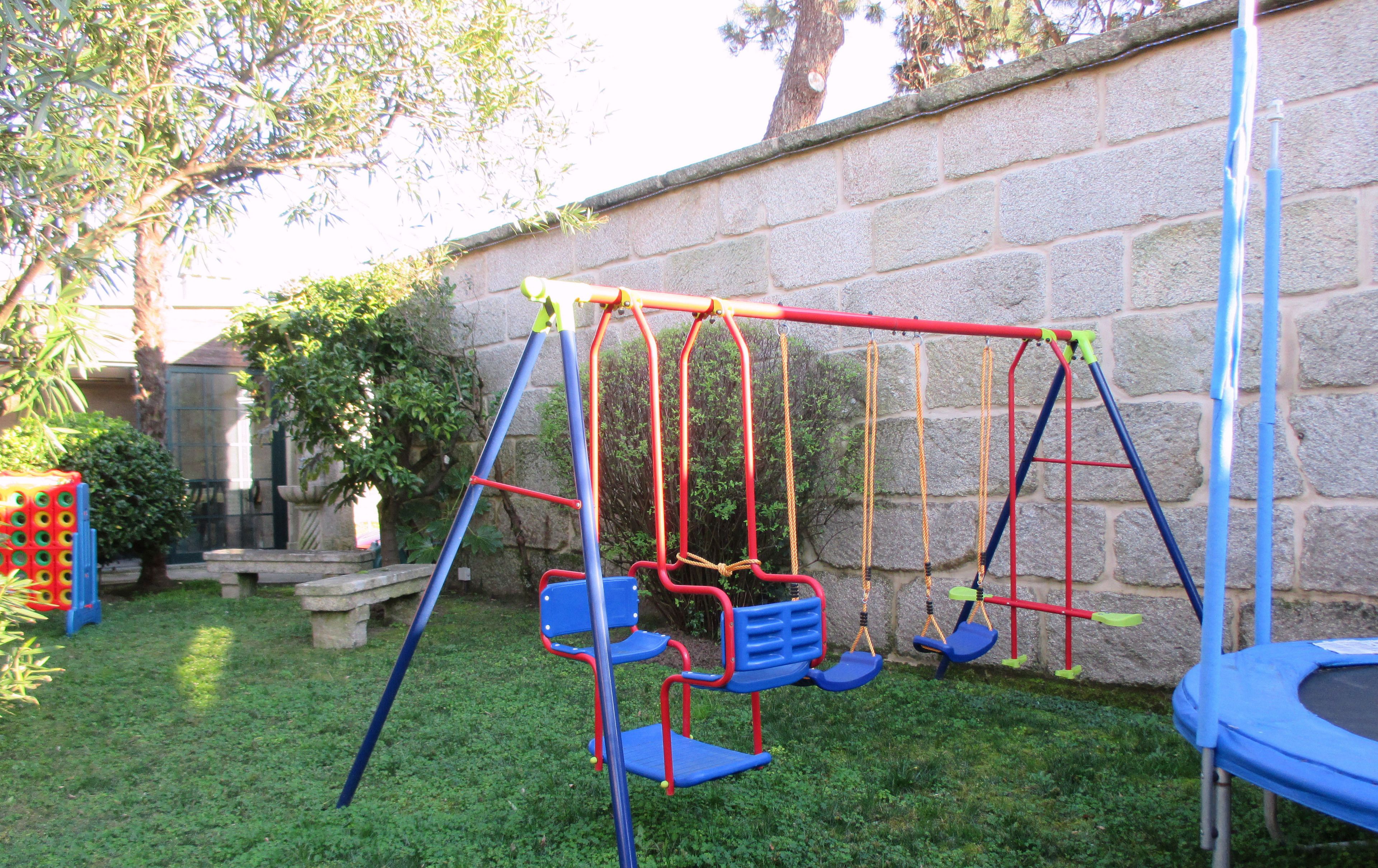 children’s play area – outdoor