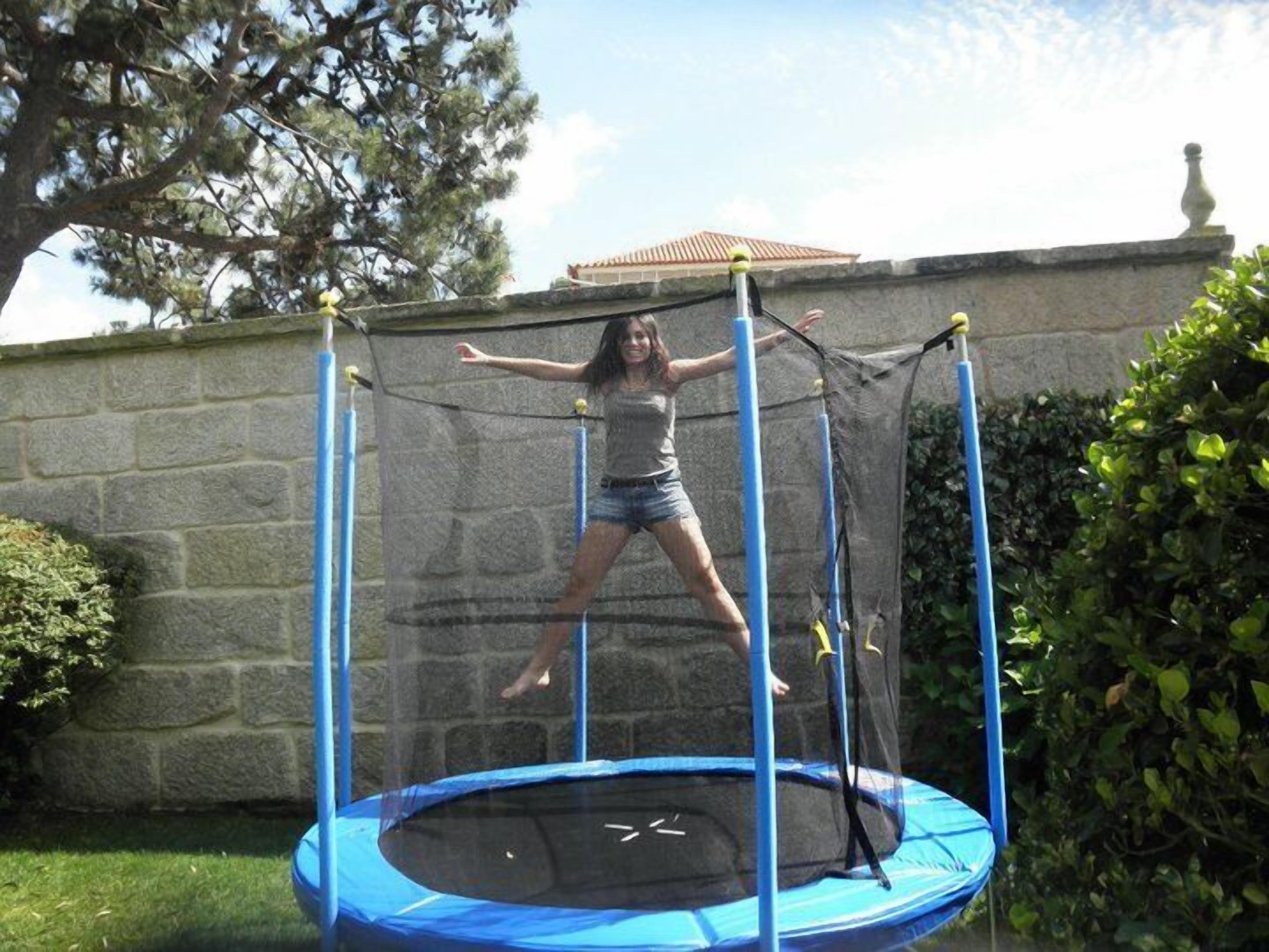 children’s play area – outdoor