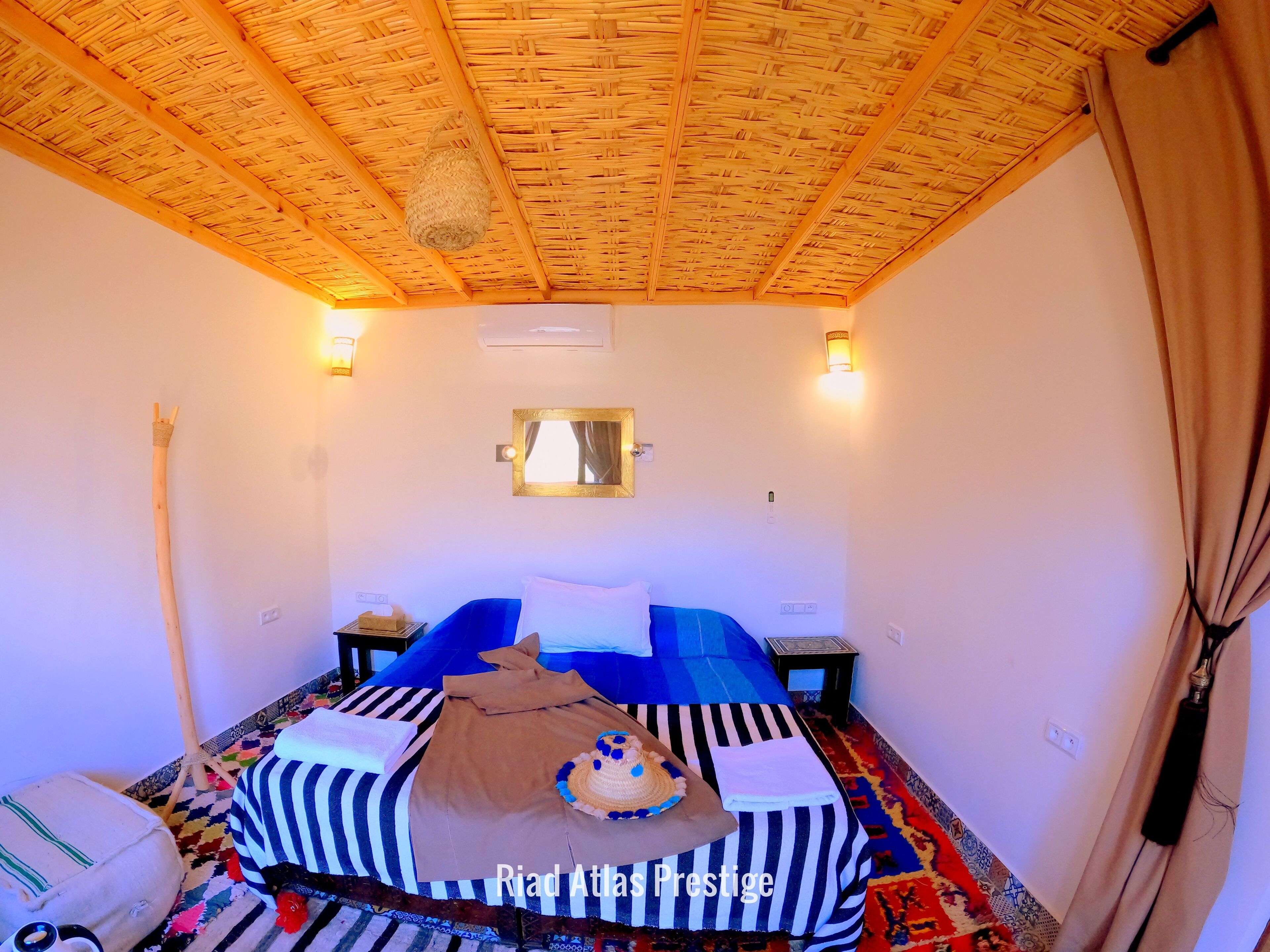 Double Room | Blackout curtains, free WiFi