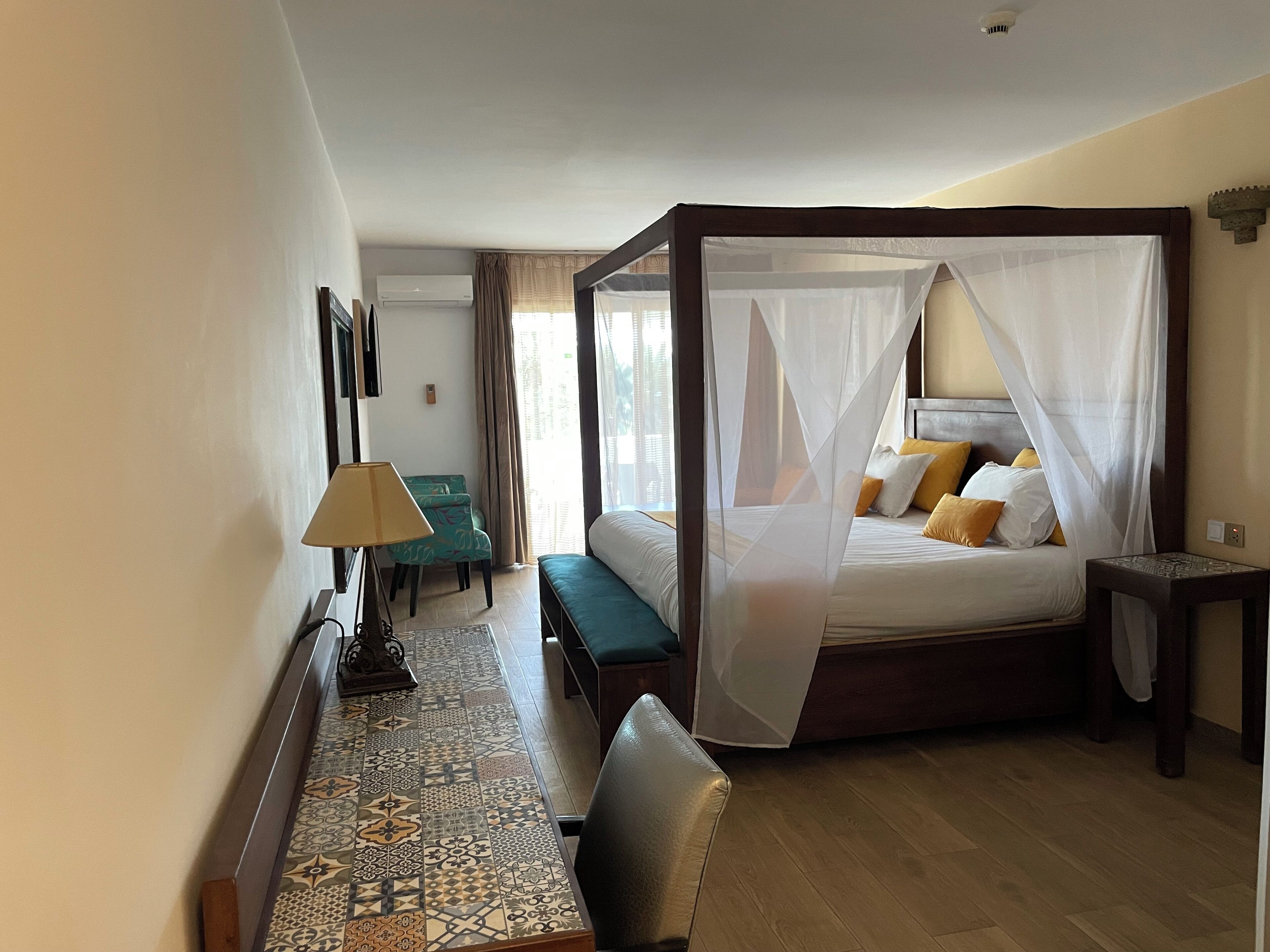 Photo - HAMILTON Agadir