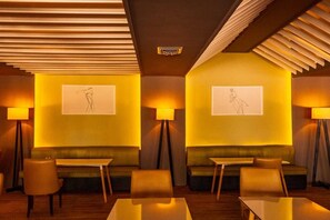 Tägliches Frühstücksbuffet gegen Gebühr