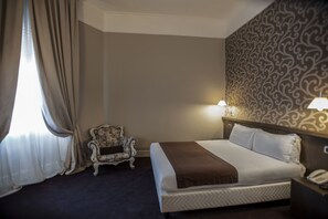 Deluxe Double Room | In-room safe, free WiFi - Villa Torlonia Hotel (Rome)