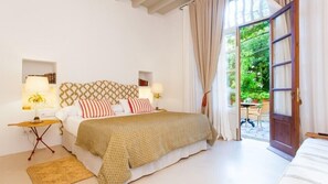 Double Room, Terrace | In-room safe, individually decorated, individually furnished - Hotel Agroturismo Possessió Binicomprat (Algaida)
