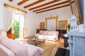 Suite | Zimmersafe, individuell dekoriert, individuell eingerichtet