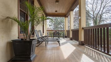 Royal Suite, 2 Bedrooms, Garden View (Superior) | Terrace/patio