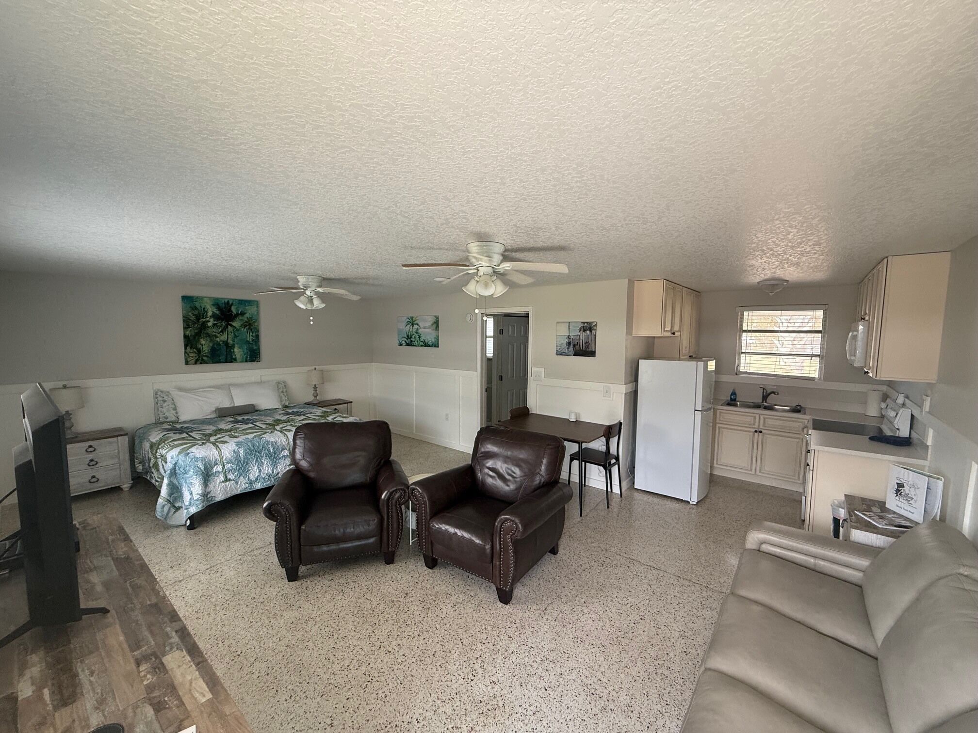 Comfort studio | Individueel gedecoreerd, individueel gemeubileerd