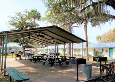 King's Bay Lodge
