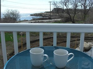 Porch - The Seafarer Inn (Rockport)