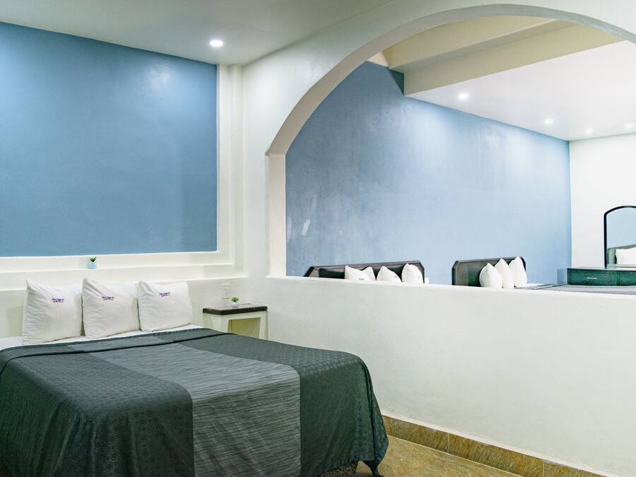 Basic Triple Room | In-room safe, blackout drapes, free WiFi