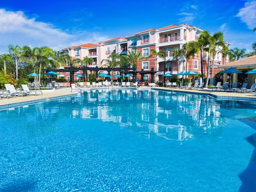 Vista Cay by Orlando Resort Rentals on Universal Boulevard