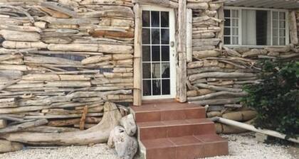 Driftwood Gardens