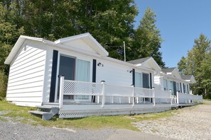 Property grounds - Auberge Sur Mer de Charlevoix (Saint-Simeon)