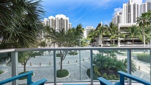 奢华公寓式客房, 3 间卧室, 阳台, 公园景观 | 阳台景观