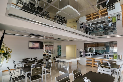 Concept Hotel - Centro Zamora