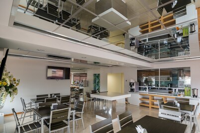 Concept Hotel - Centro Zamora