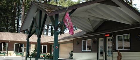 EntrĂ©e de lâhĂ©bergement