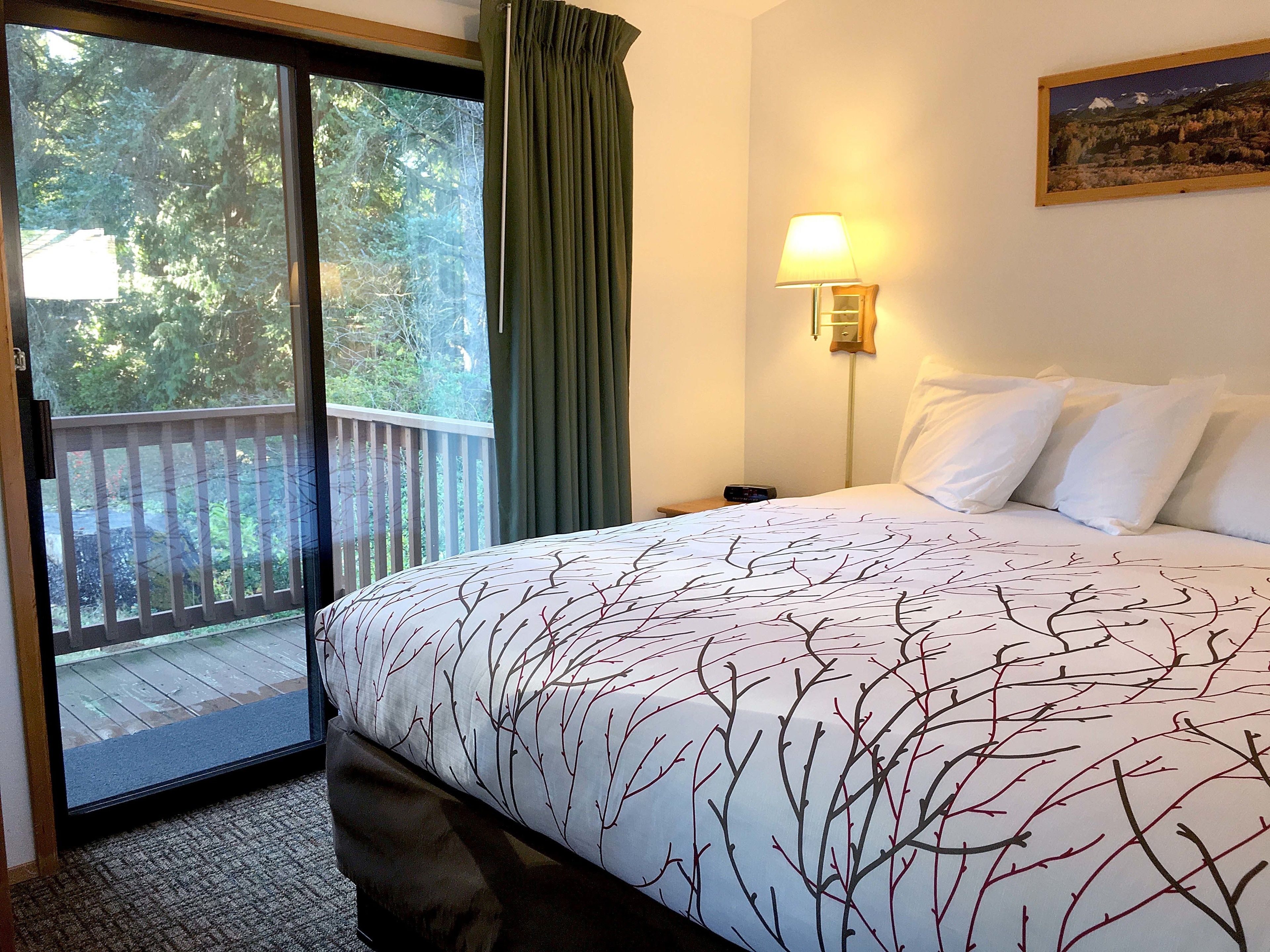 Cabin dành cho gia đình, 2 phòng ngủ, bếp | Bộ đồ giường cao cấp, nệm có lớp đệm bông, trang trí khác biệt 