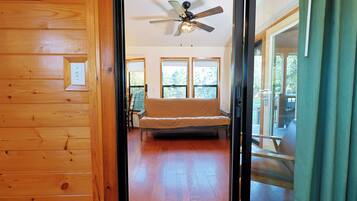 Familien-FerienhĂŒtte, 2Â Schlafzimmer, KĂŒche | Wohnbereich | Flachbildfernseher