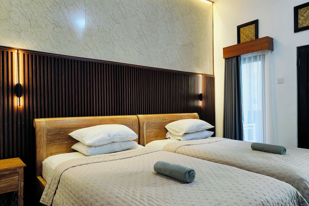 Kamar Twin Superior | Meja kerja, kedap suara, Wi-Fi gratis, dan seprai linen