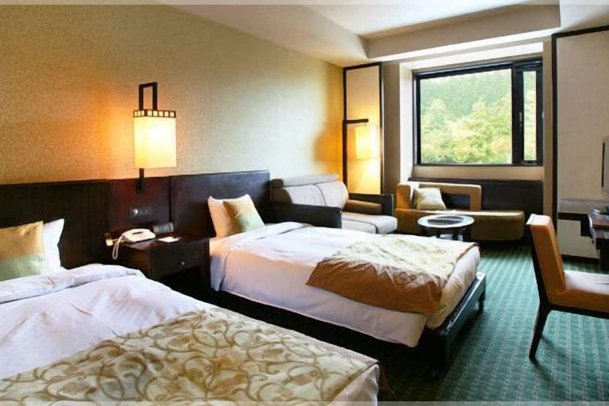 desk, iron/ironing board, free wired internet