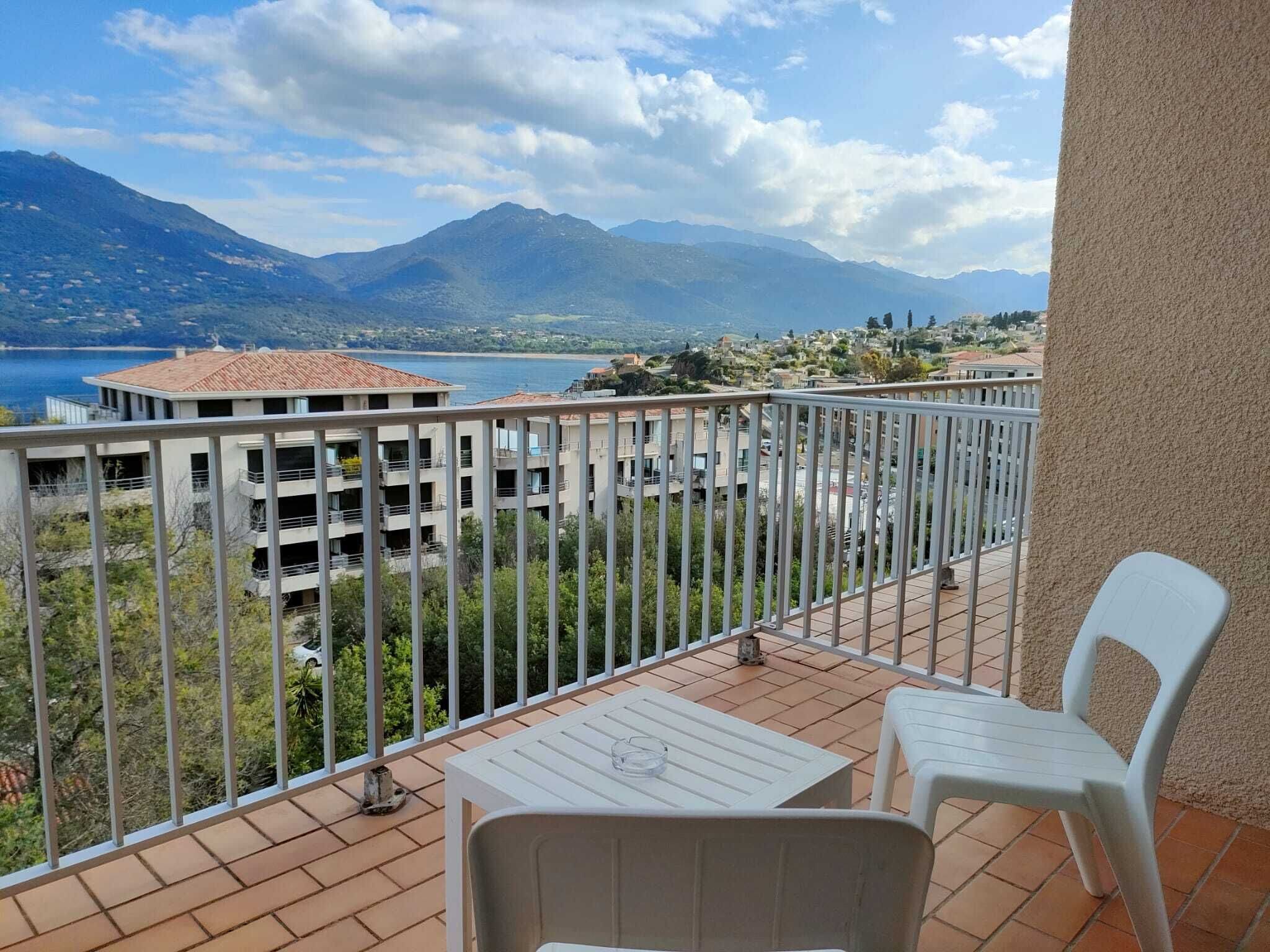 Tomannsrom, sjøutsikt | Terrasse/patio