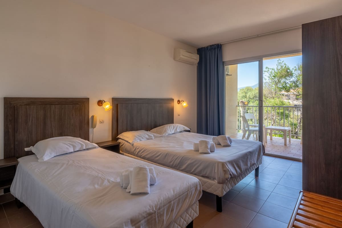 Triple Room, Garden View