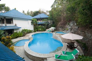 Outdoor pool - Beji Bay Resort (Padangbai)