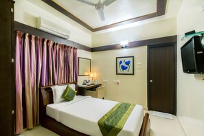 Bathroom - Casa Grande Studios (Pune)