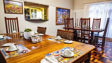 Colazione all'inglese a pagamento, servita tutte le mattine