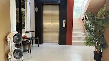 Elevator