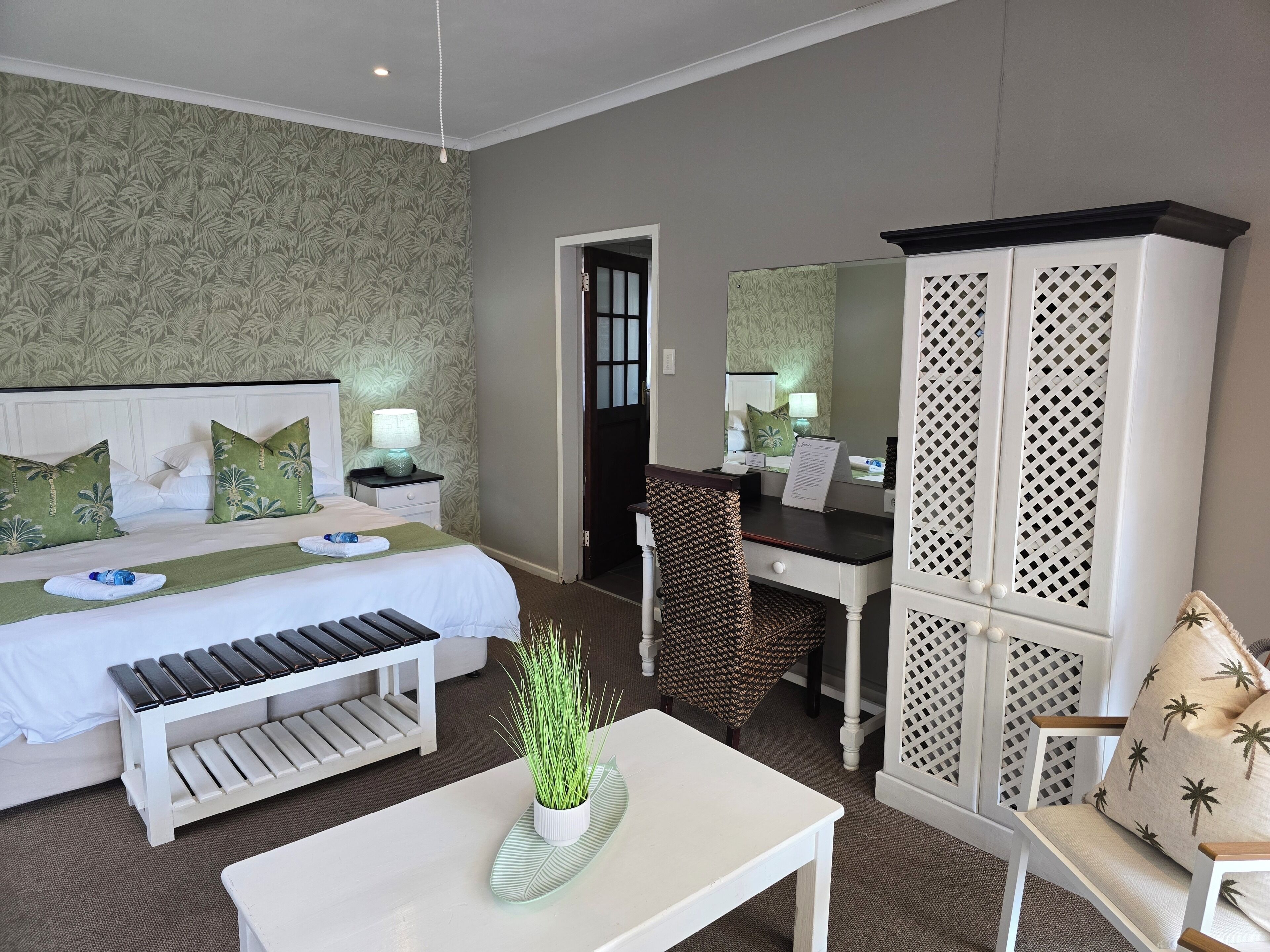 Standard Double or Twin Room, 1 Bedroom | Premium bedding, minibar (some free items), in-room safe, desk
