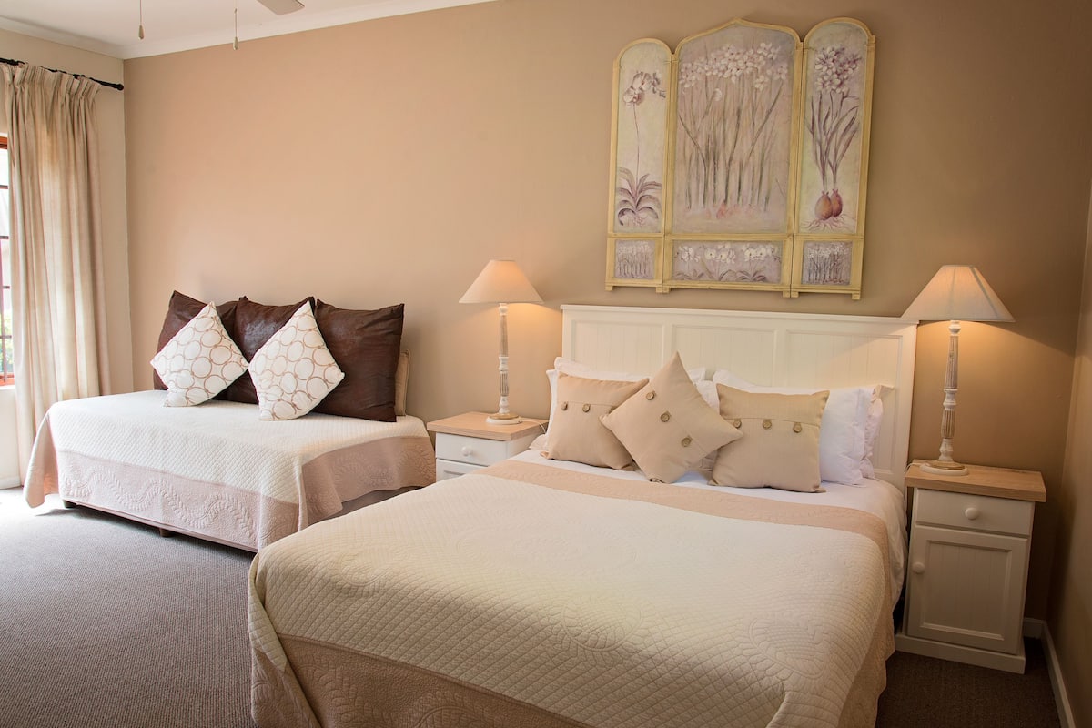 Familieværelse - 1 soveværelse | 1 soveværelse, premium-sengetøj, gratis produkter i minibaren