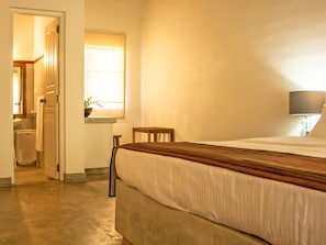 Biệt thự Exclusive, 4 phòng ngủ, hồ bơi riêng | Bộ đồ giường cao cấp, bàn, bàn ủi/dụng cụ ủi quần áo 
