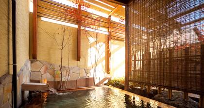 Yufuin Kutsurogi no Yado Nanakawa