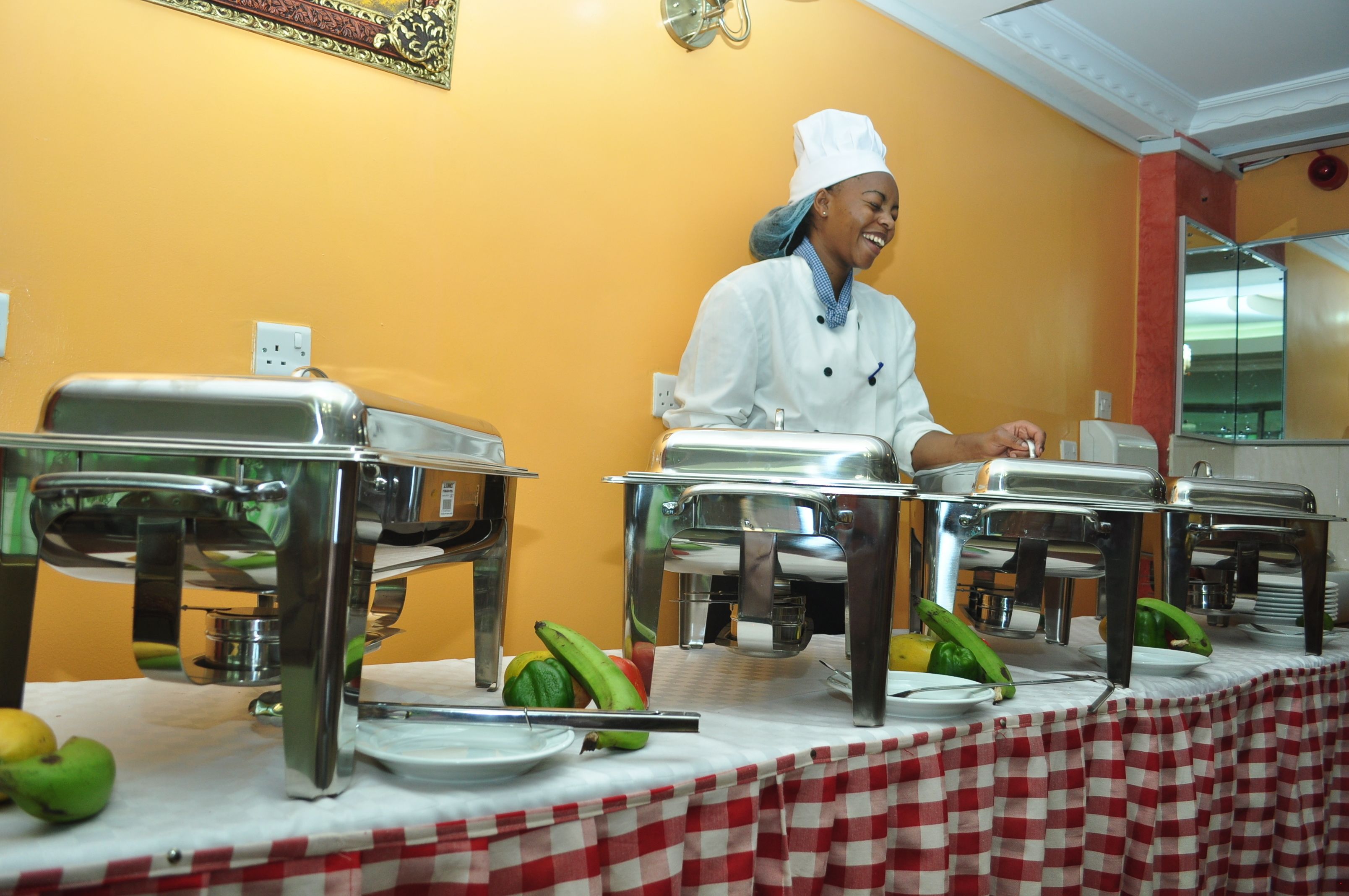 Breakfast, lunch, dinner served; international cuisine 