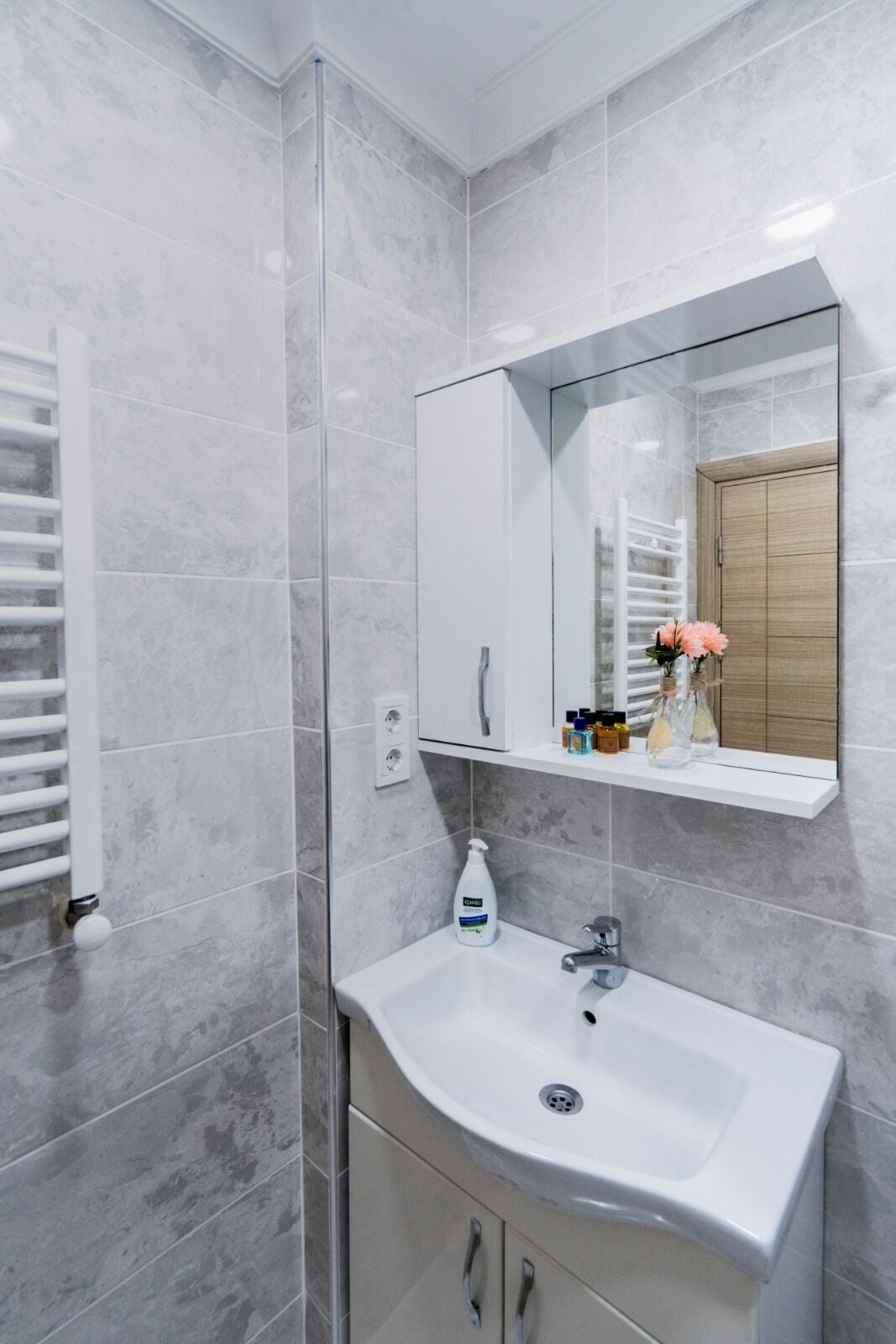 premium bedding, minibar, in-room safe, individually decorated