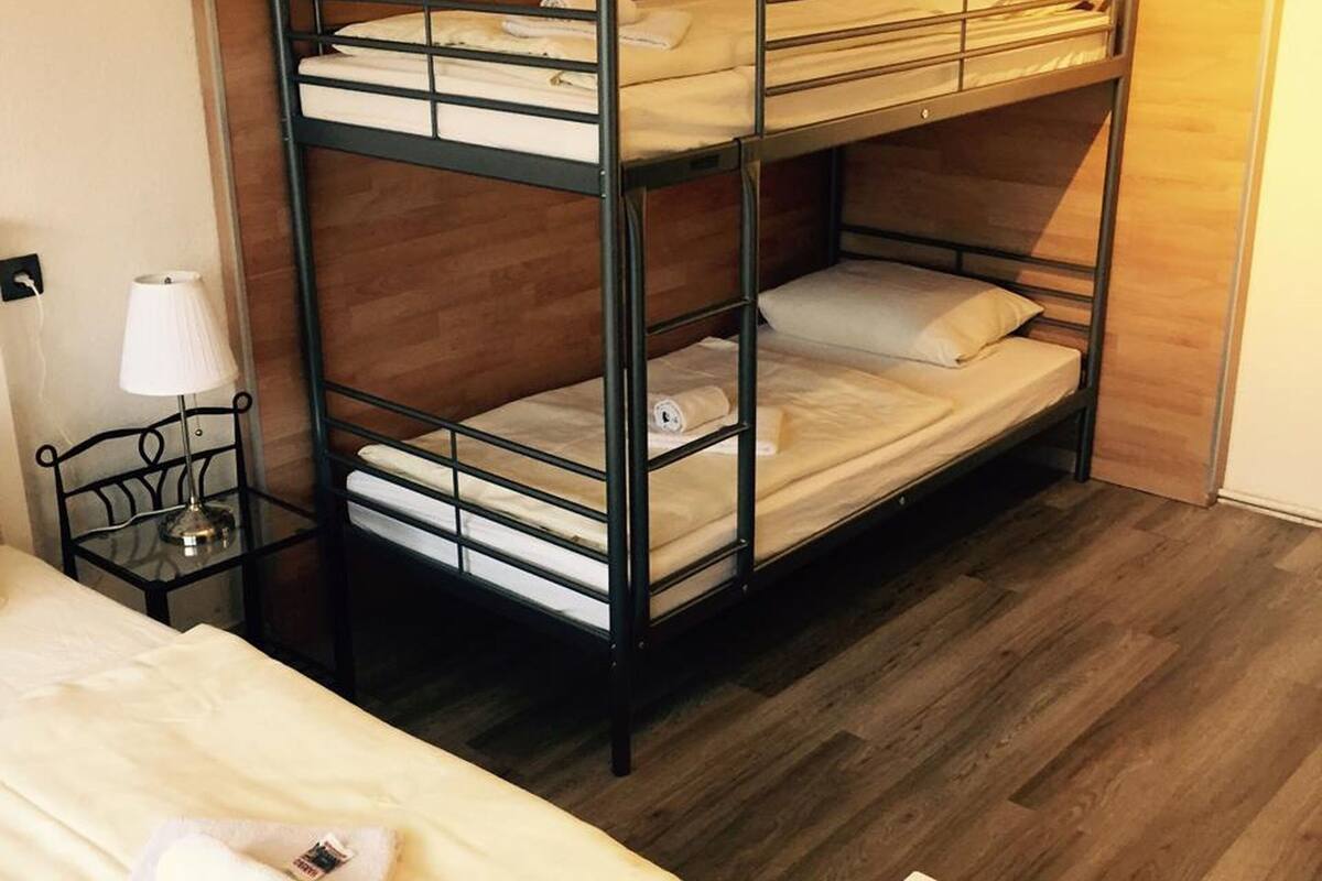 Lits bébé (gratuits), lits pliants/supplémentaires, Wi-Fi gratuit