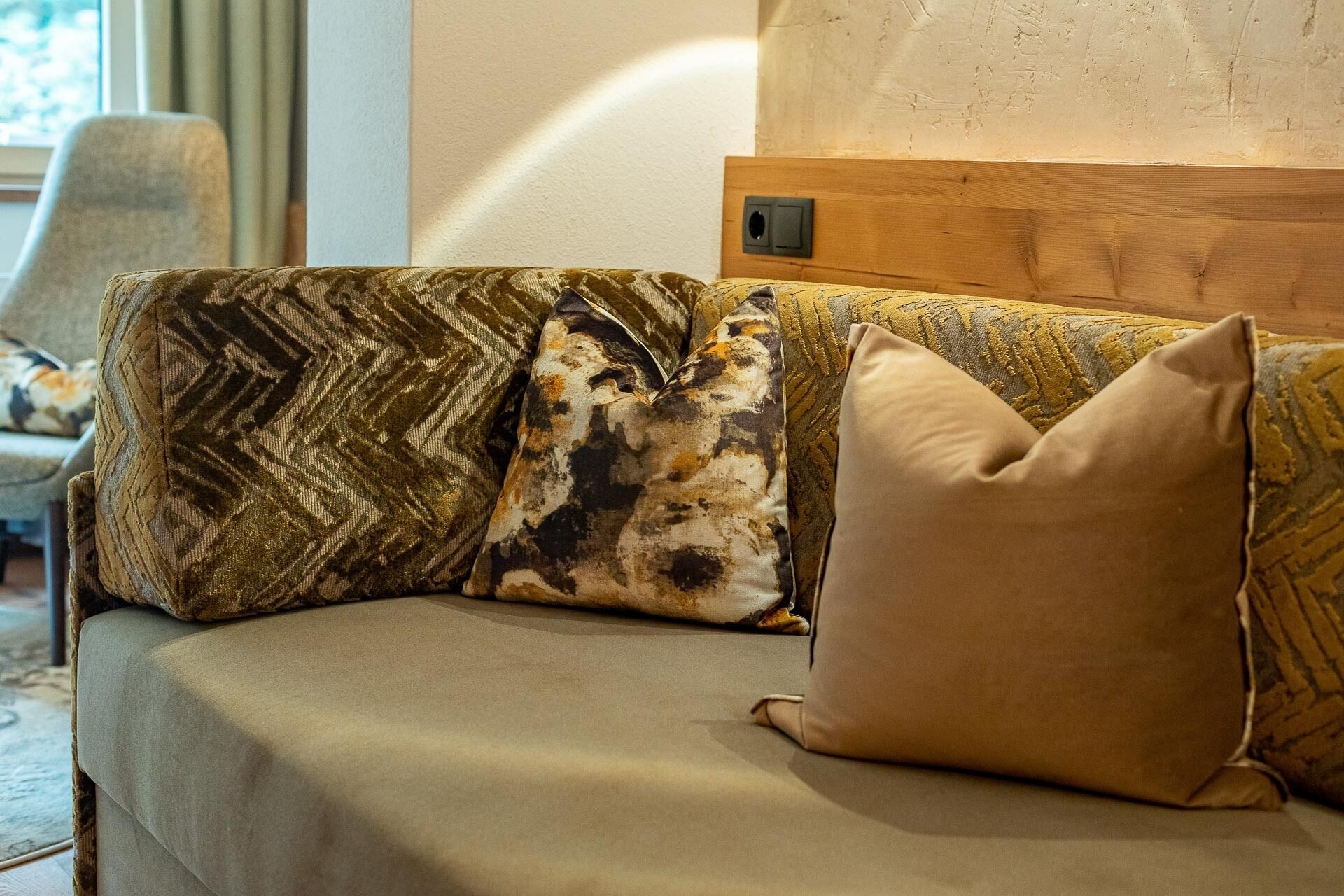 deluxe double room, balcony | 1 bedroom, in-room safe, blackout curtains, free wifi